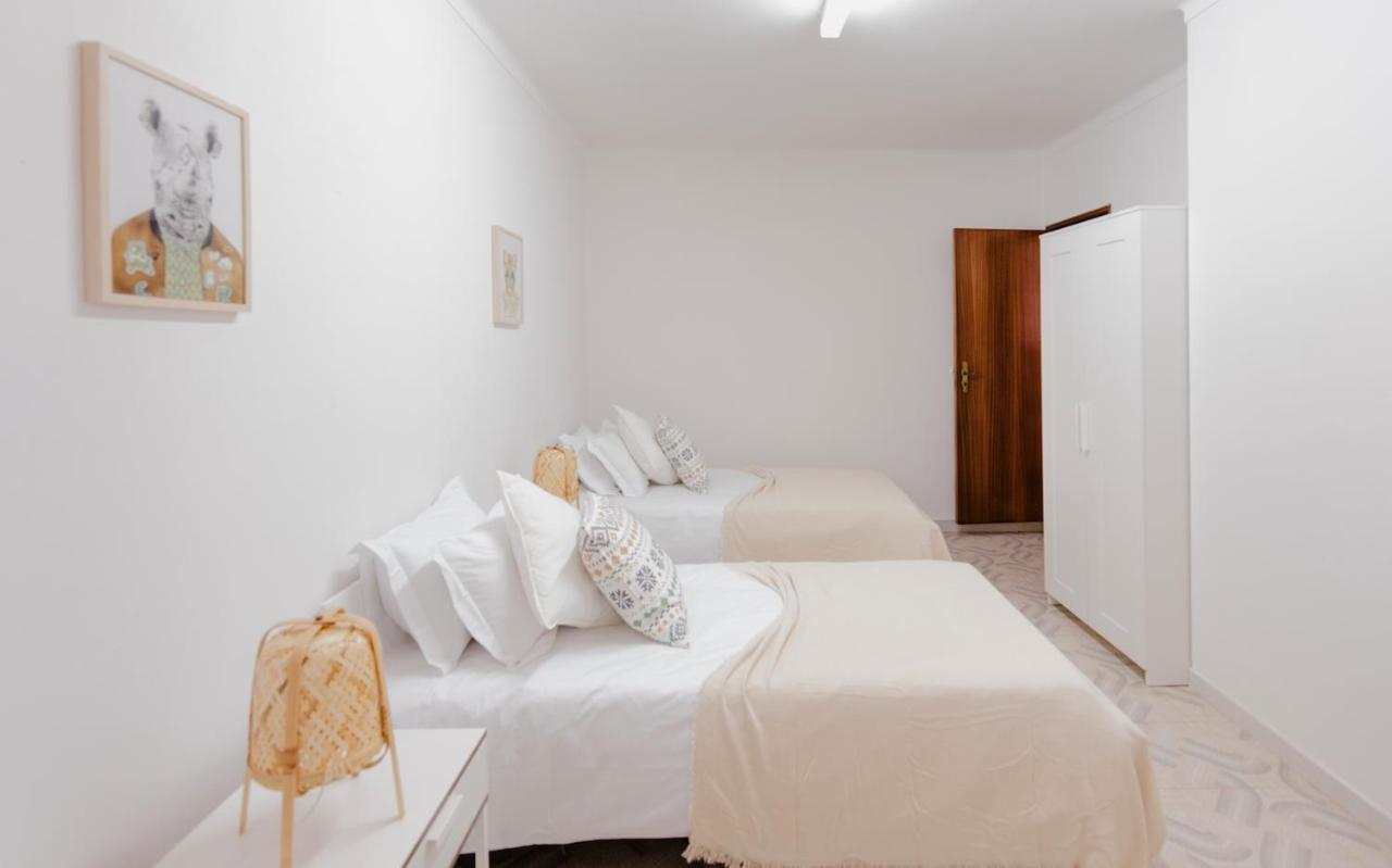 Apartament Zambujeira Do Mar 4-Bed House Perfect For Families & Friends Zewnętrze zdjęcie